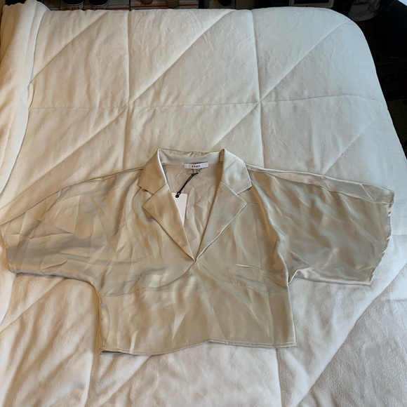 NWT RO&DE silky slightly cropped blouse - Picture 2 of 13